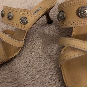 Manila blahnik gladiator kitty kat herls